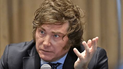 Búsqueda | Milei propone que se abandone para siempre el uso del peso argentino y se adopte el dólar