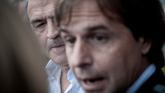 imagen de Larrañaga planta cara a Lacalle Pou por cuestionar el fallo sobre el intendente Bascou y vuelve a enturbiarse la interna blanca imagen de Larrañaga planta cara a Lacalle Pou por cuestionar el fallo sobre el intendente Bascou y vuelve a enturbiarse la interna blanca