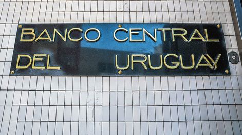 El Banco Central evaluará hoy eventuales decisiones monetarias. Foto: Mauricio Zina, adhocFOTOS