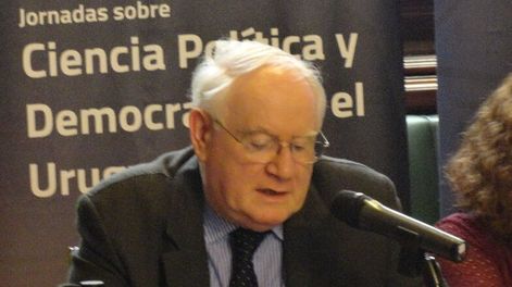 imagen de Óscar Bottinelli advierte que las garantías electorales están “cayendo”  y que eso en “algún momento” puede generar “problemas”