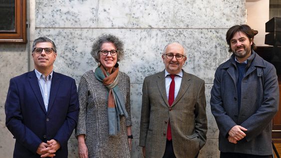 Director de la Biblioteca Nacional Valentín Trujillo, directora nacional de Cultura Mariana Wainstein, ministro de Educación y Cultura Pablo Da Silveira y coordinador del Instituto Nacional de Letras del MEC Nicolás Der Agopian