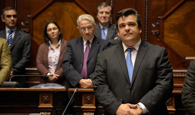 imagen de “A Mujica le grité que había foul, penal, y le paramos el partido”,  dice Carlos Camy sobre su gestión en el directorio de Ancap