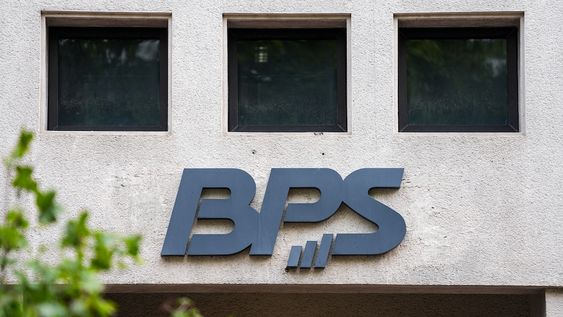 Fachada del Banco de Previsión Social. Fachada del Banco de Previsión Social.