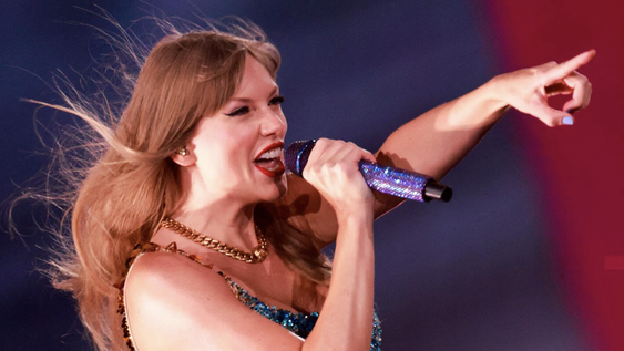 Taylor Swift durante uno de sus conciertos Taylor Swift durante uno de sus conciertos