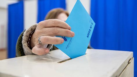 Elecciones del Sindicato Médico del Uruguay en 2021. Foto: Mauricio Zina / adhocFOTOS