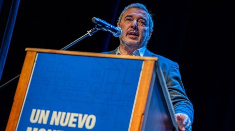 Mario Bergara, durante la presentación de su equipo de gobierno.&nbsp;