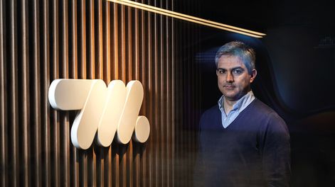 Damián Lachaga, CEO de Mosca Hnos., posa para Trayectorias. Foto: Adrián Echeverriaga