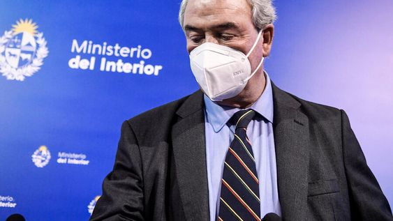 Larrañaga fue velado en el Salón de los Pasos Perdidos. Foto: Javier Calvelo / adhocFOTOS