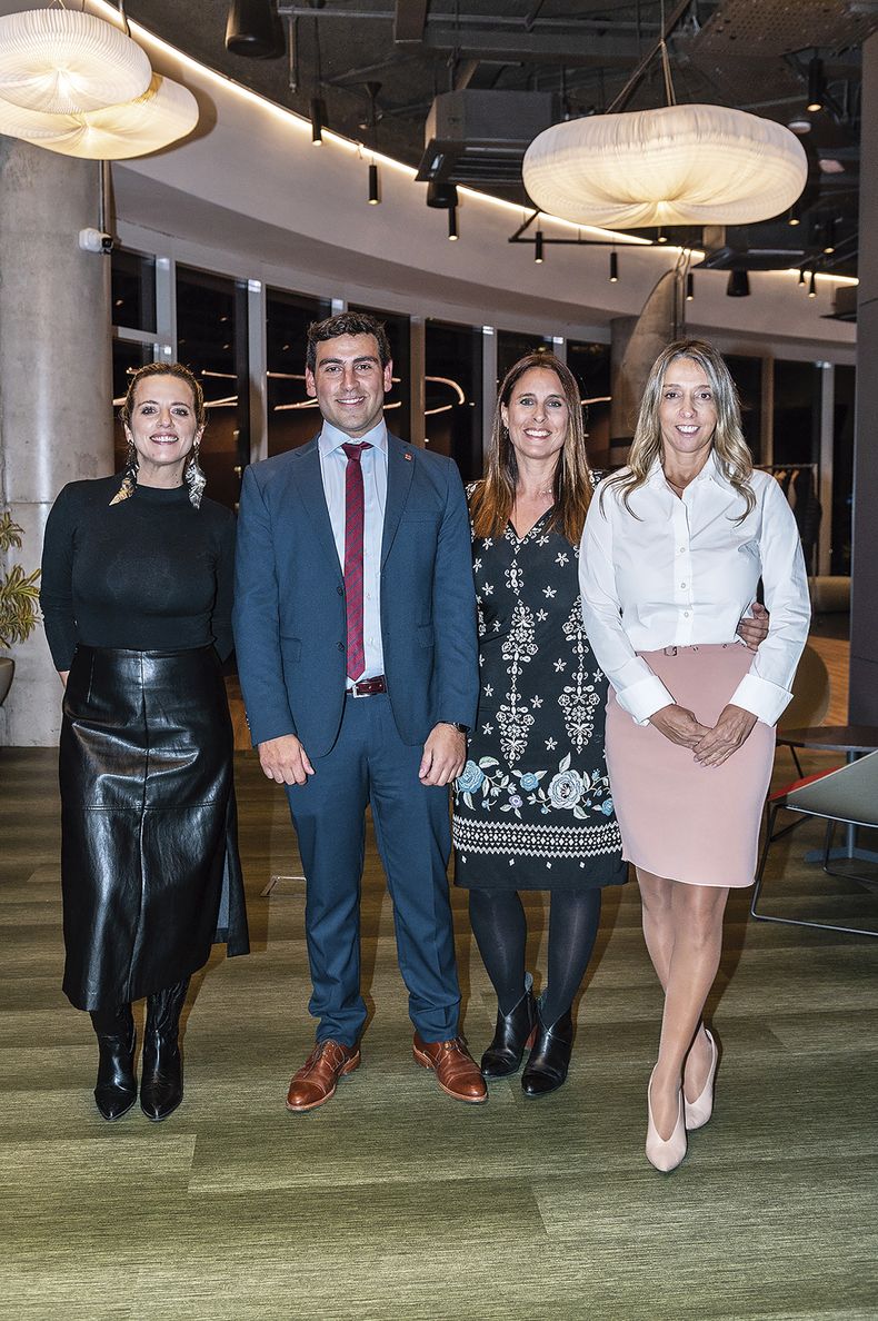 De Adium: Ingrid Bensasson, Mathías Lavanca, Soledad Resta&nbsp;y Claudia Santiago