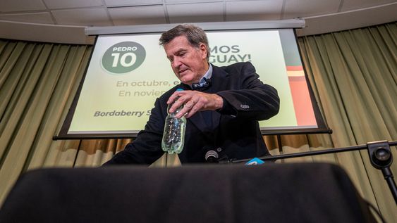 Pedro Bordaberry en la conferencia en la que anunció su regreso Pedro Bordaberry en la conferencia en la que anunció su regreso