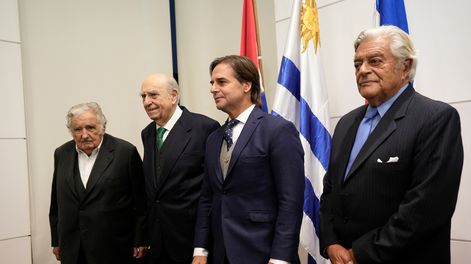 Búsqueda | Expresidentes-adhoc-drodriguez.JPG