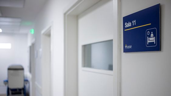 A policlínicas y hospitales de ASSE suelen llegar heridos de armas de fuego por disputas de narcotráfico y otras actividades.