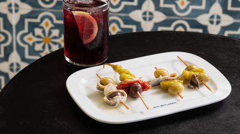 Una ruta de tapas para viajar a España sin salir de Montevideo Una ruta de tapas para viajar a España sin salir de Montevideo