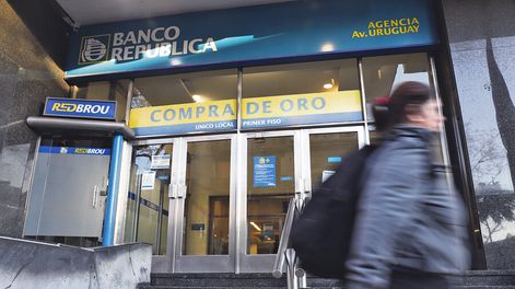 Como casi todos los bancos, el BROU redujo sus ganancias. Foto: Nicolás Der Agopián / Búsqueda