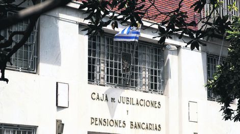 La asociación de jubilados Onajpu impulsa un sistema previsional basado en tres pilares, sin empresas que obtengan “lucro”. Foto: Ricardo Antúnez, adhocFOTOS