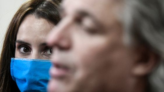 Carolina Ache y Francisco Bustillo durante una rueda de prensa. Foto: Javier Calvelo / adhocFOTOS Carolina Ache y Francisco Bustillo durante una rueda de prensa. Foto: Javier Calvelo / adhocFOTOS