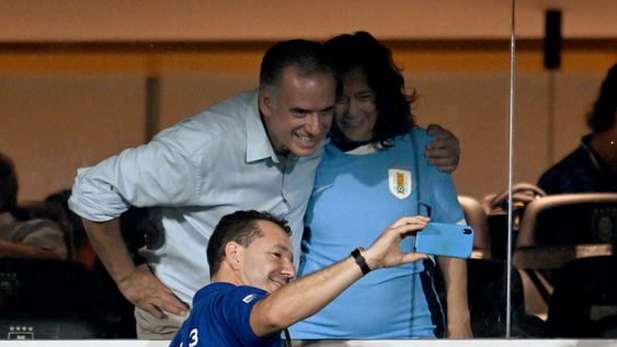Yamandú Orsi en el Estadio Centenario, durante el partido entre Uruguay y Argentina Yamandú Orsi en el Estadio Centenario, durante el partido entre Uruguay y Argentina