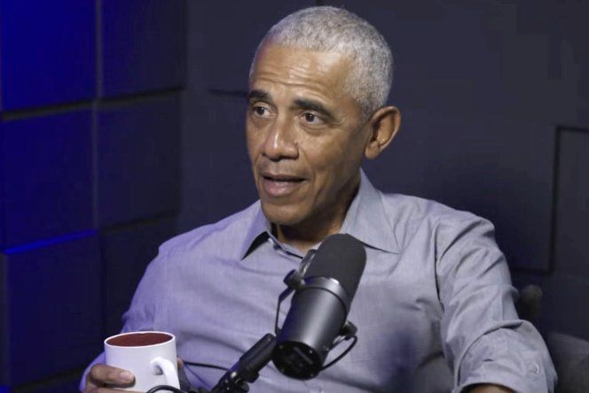 Barack Obama durante su entrevista con Brian Tyler Cohen.