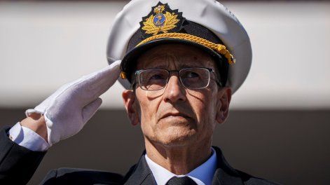 José Luis Elizondo, comandante en Jefe de la Armada.