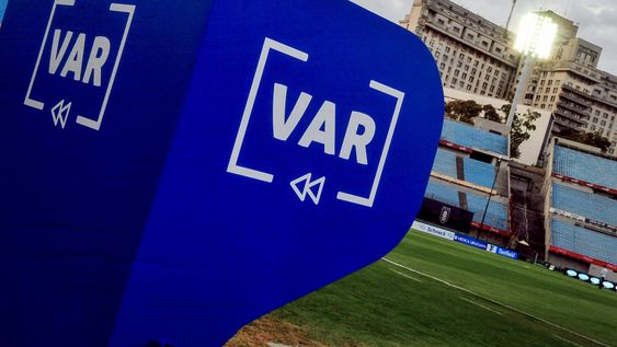 El objetivo es que el nuevo centro mejore el arbitraje del fútbol uruguayo El objetivo es que el nuevo centro mejore el arbitraje del fútbol uruguayo