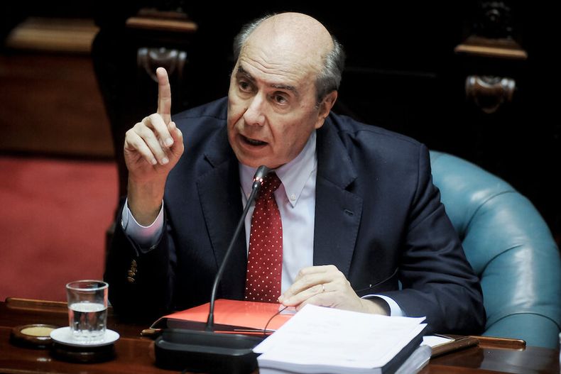 imagen de Amorín asegura que el país enfrentará tiempos “difíciles” y que no se puede prometer que se bajarán impuestos de inmediato