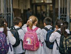 El lunes 2 de marzo comienzan las clases en los jardines, escuelas y primeros años de los liceos públicos de todo el país. El lunes 2 de marzo comienzan las clases en los jardines, escuelas y primeros años de los liceos públicos de todo el país.