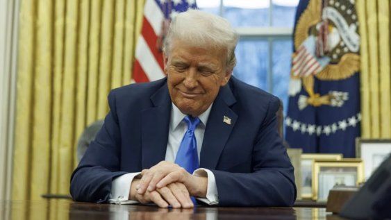 Donald Trump en el Despacho Oval de la Casa Blanca. Donald Trump en el Despacho Oval de la Casa Blanca.