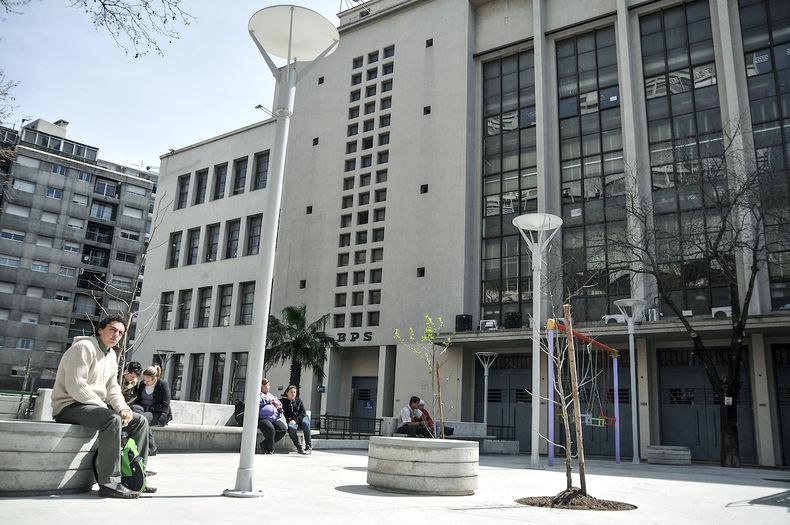 La cantidad de beneficiaros de pensiones reparatorias se ha reducido a lo largo del tiempo