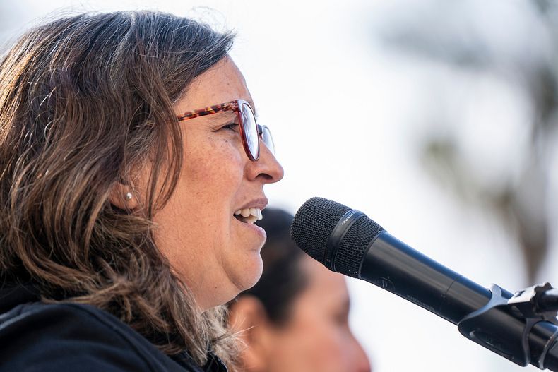 Laura Alberti durante una movilización del Sunca.