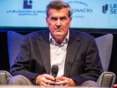 Pedro Bordaberry en el ciclo Desayunos Búsqueda.