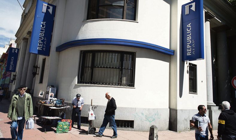 La sede central de República AFAP. Foto: Ricardo Antúnez, adhocFOTOS