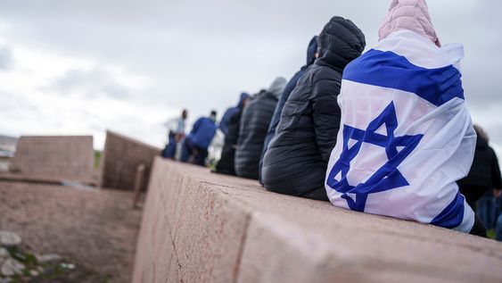 En el Parlamento, representantes judíos afirmaron que el conflicto entre Israel y Hamás generó discursos racistas contra la comunidad en Uruguay. En el Parlamento, representantes judíos afirmaron que el conflicto entre Israel y Hamás generó discursos racistas contra la comunidad en Uruguay.