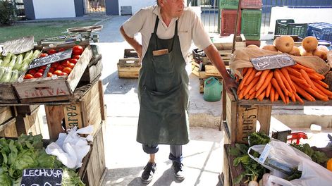 Pese al encarecimiento de frutas y verduras, la inflación anual volvió a bajar en febrero y los empresarios proyectan que cierre el año en 6,5%? . Foto: Javier
