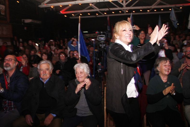 imagen de La fórmula presidencial del Frente Amplio, un problema que asoma por la relación distante que mantienen Martínez y Cosse