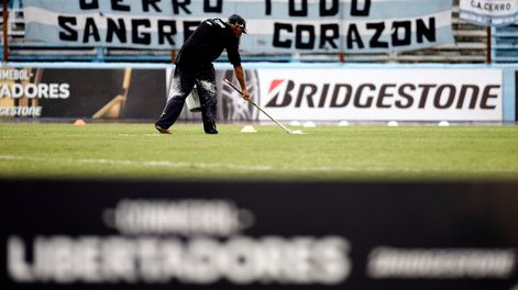 En el Parlamento, la directiva de Cerro aseguró que las acusaciones en su contra obedecen a motivos políticos y económicos dentro del fútbol.&nbsp;