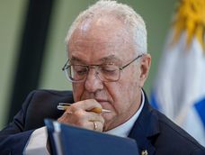 Mario Lubetkin tras la visita del vice primer ministro de China a Uruguay.
