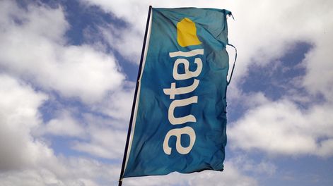 En parte por la suba de las tarifas de Antel, el rubro “información y comunicación” fue el que más se encareció en enero