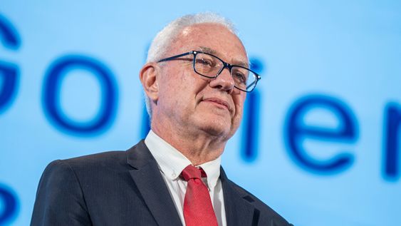 Mario Lubetkin durante la presentación del nuevo gabinete de gobierno Mario Lubetkin durante la presentación del nuevo gabinete de gobierno