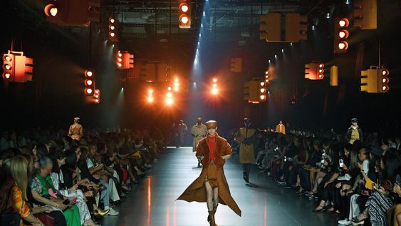 la casa de moda de lujo hermes presento su coleccion crucero en nueva york la casa de moda de lujo hermes presento su coleccion crucero en nueva york