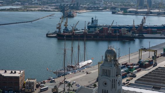 El Puerto de Montevideo, así como el de Nueva Palmira, es utilizado por grupos criminales para el comercio de fentanilo El Puerto de Montevideo, así como el de Nueva Palmira, es utilizado por grupos criminales para el comercio de fentanilo