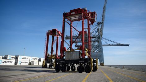 Terminal Cuenca del Plata en el Puerto de Montevideo. Foto: Daniel Rodriguez / adhocFOTOS