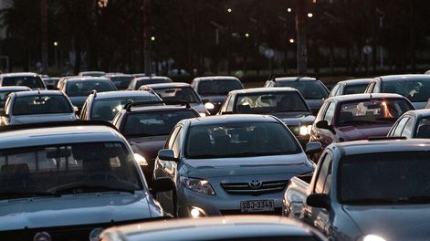 La venta de vehículos nuevos bajó en marzo, aunque creció en el primer trimestre. Foto: Ricardo Antúnez, adhocFOTOS