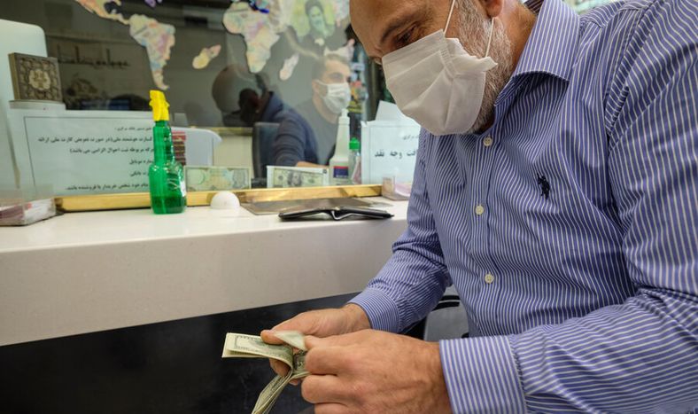 imagen de Dólar continúa retrocediendo en Uruguay; acuerdo entre Argentina y FMI no afectará la cotización, según experto