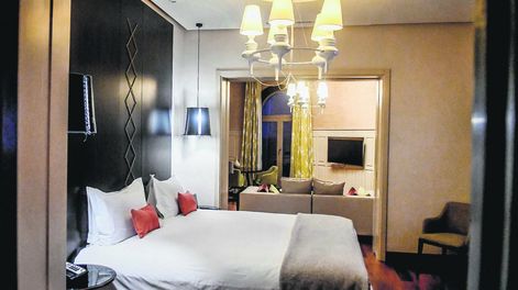 Por seguridad, los hoteles deben inscribir a sus huéspedes en un registro de Interpol. Foto: Javier Calvelo / adhocFOTOS