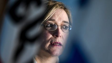 Jenifer Cherro, directora de Secundaria, en el salón de actos de la ANEP