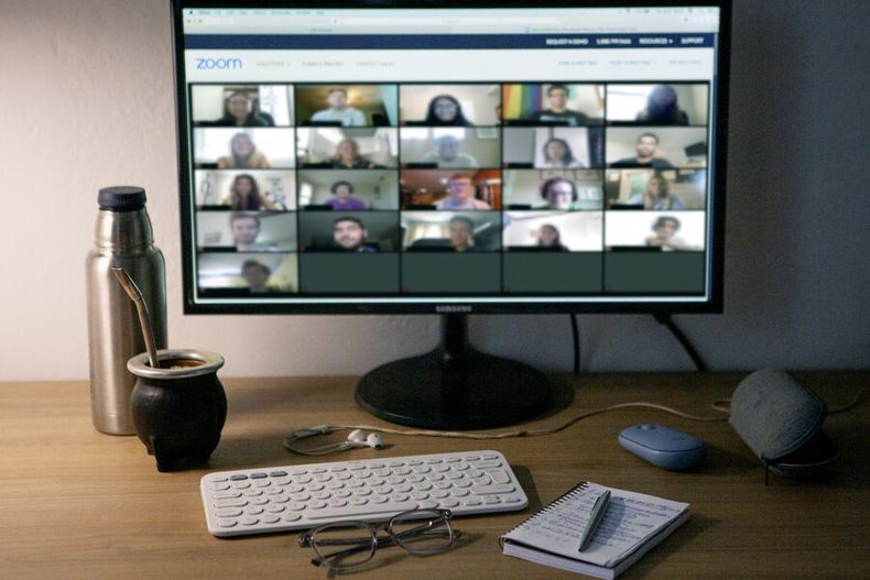 El sindicato de profesores señala la “fatiga” que genera la virtualidad en los docentes, que además no están formados para enseñar a distancia. Foto: NG