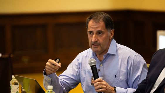 Gerente de la Unvenu, Federico de Castro Gerente de la Unvenu, Federico de Castro