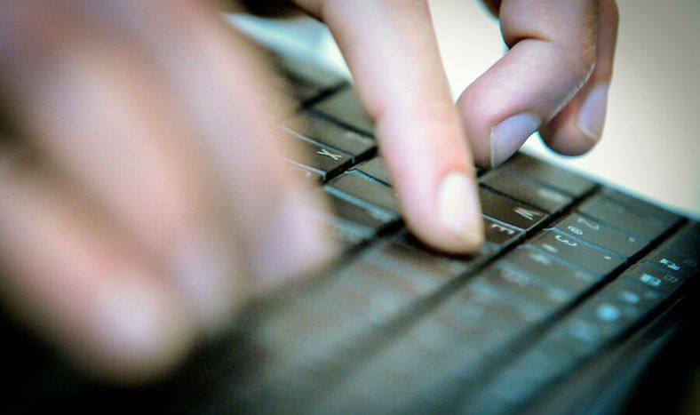 imagen de Uruguay puede ser un centro regional de combate al cibercrimen, un problema “muy real” que afecta a todos los que usan Internet
