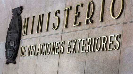 Ministerio de Relaciones Exteriores en Montevideo. Foto: Mauricio Zina / adhocFOTOS Ministerio de Relaciones Exteriores en Montevideo. Foto: Mauricio Zina / adhocFOTOS