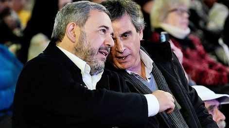 Mario Bergara y Álvaro García, durante el lanzamiento de Convocatoria. Foto: Javier Calvelo, adhocFOTOS